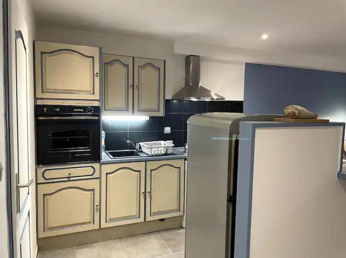 Appartement Avec Parking Gratuit Et Wifi Vierzon Zewnętrze zdjęcie