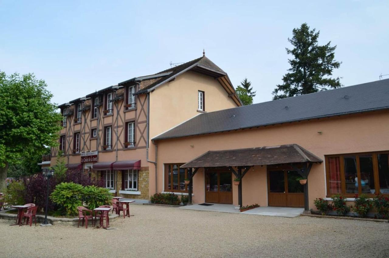 Appartement Avec Parking Gratuit Et Wifi Vierzon Zewnętrze zdjęcie